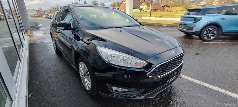 Gebraucht Ford Focus Business Edition 125 PS (91 kW) 2017 Schwarz Kombi