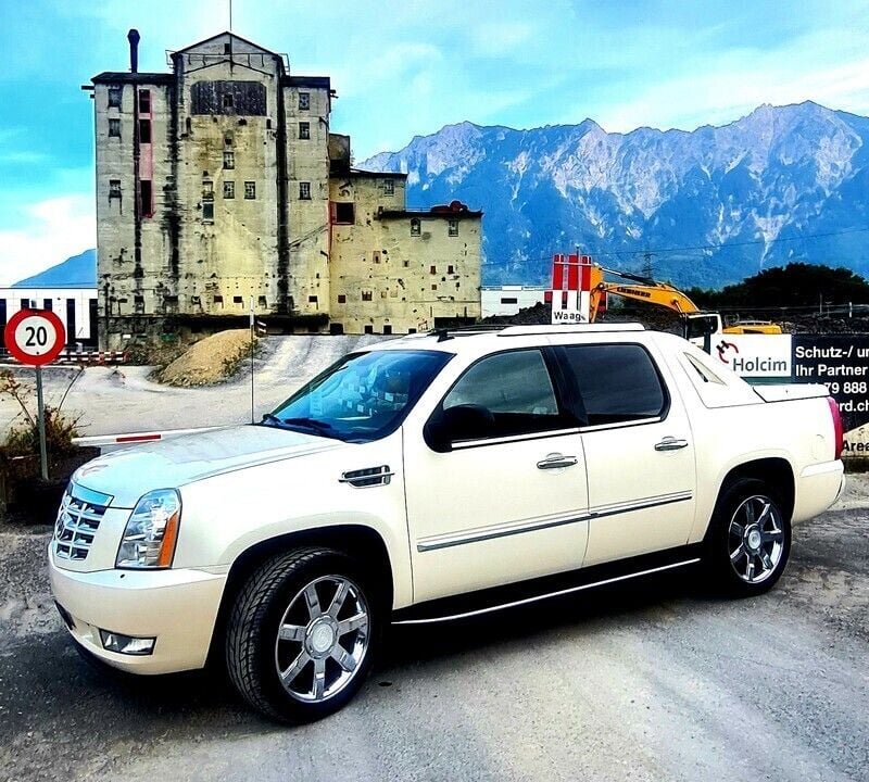 Gebraucht Cadillac Escalade 409 PS (300 kW) 2008 SUV