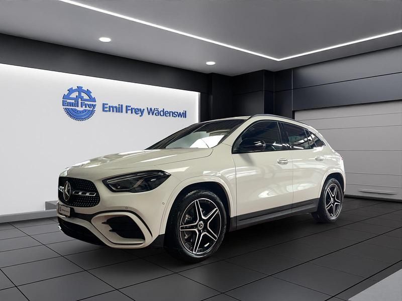 Gebraucht Mercedes GLA200 AMG line 177 PS (130 kW) 2025 SUV