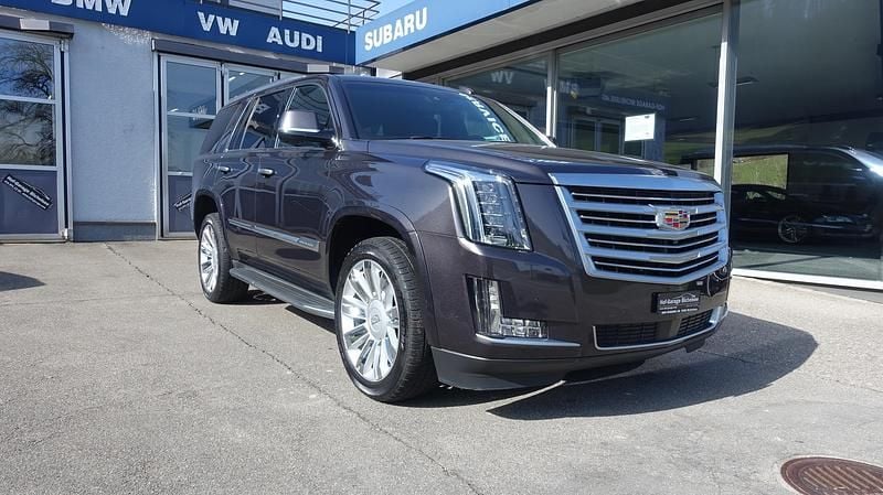 Gebraucht Cadillac Escalade 426 PS (313 kW) 2016 SUV