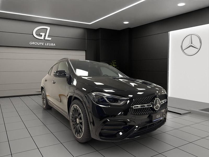 Gebraucht Mercedes GLA220 190 PS (139 kW) 2025 Schwarz SUV
