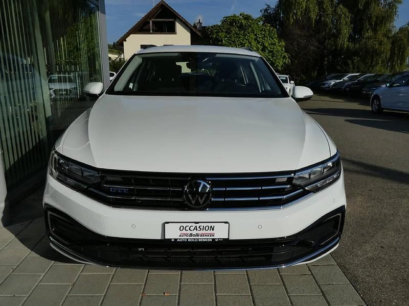 Gebraucht VW Passat GTE 218 PS (160 kW) 2021 Weiss Kombi