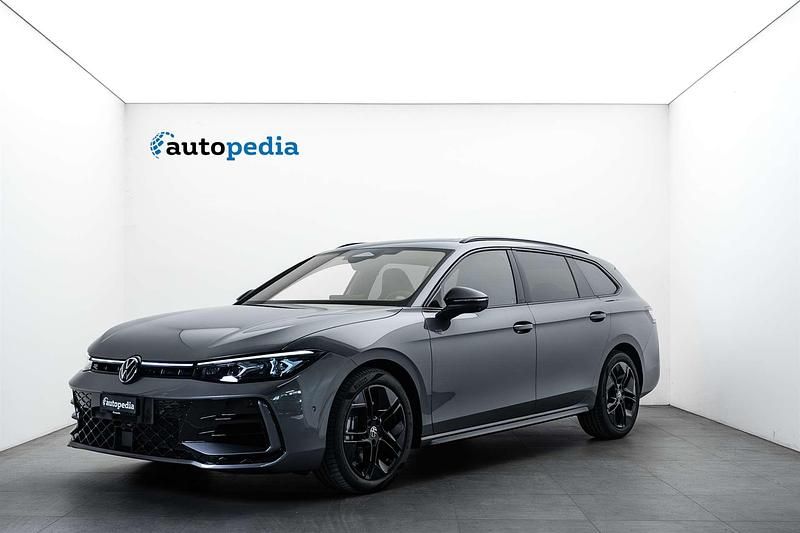 Neu VW Passat R-line 266 PS (195 kW) 2025 Kombi