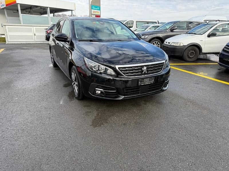 Gebraucht Peugeot 308 SW 130 PS (95 kW) 2018 Kombi