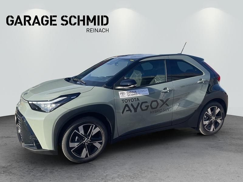Neu Toyota Aygo X Trend 116 PS (85 kW) 2025 Grün SUV