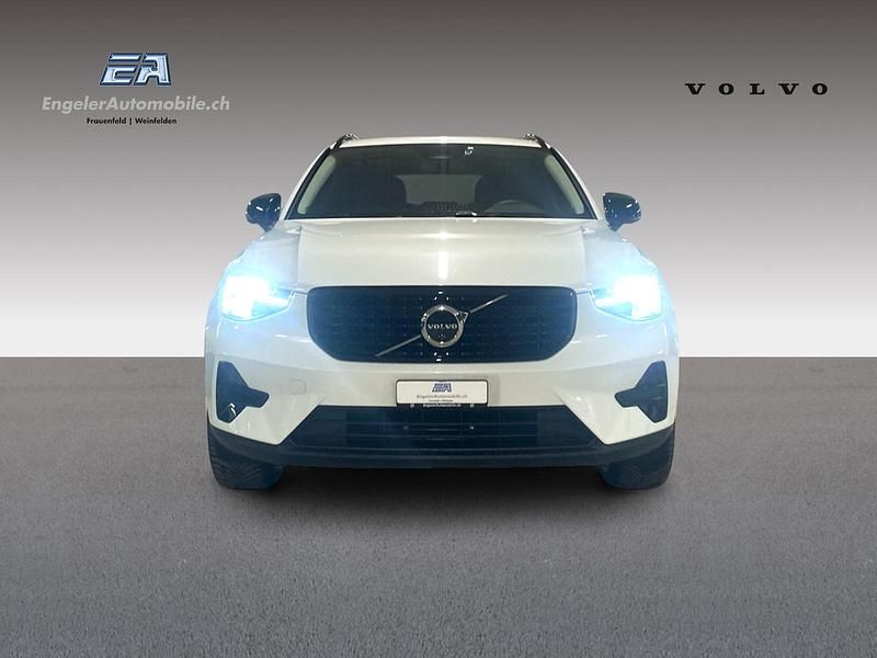 Gebraucht Volvo XC40 Plus 197 PS (144 kW) 2024 Schwarz SUV