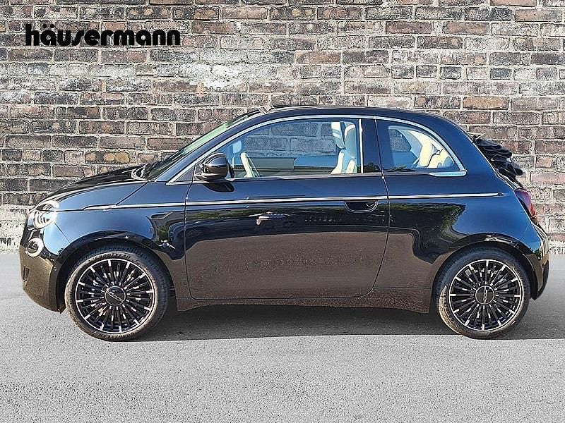 Gebraucht Fiat 500e La Prima 86 kW (118 PS) 2024 Schwarz Cabrio