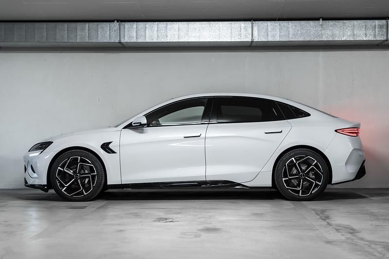 Gebraucht BYD Seal 389 kW (530 PS) 2025 Weiss Limousine