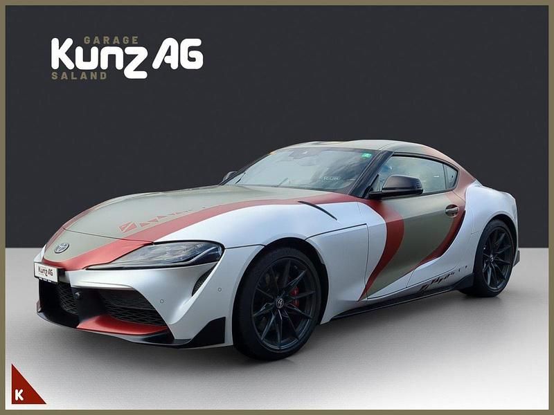 Weiss Gebraucht 2022 Toyota Supra Premium Coupé | CHF 65’900 (Fairer Preis) - Bild 1/4