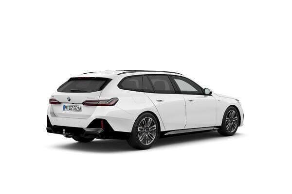 Gebraucht BMW 520 M Sport 208 PS (152 kW) 2025 Kombi