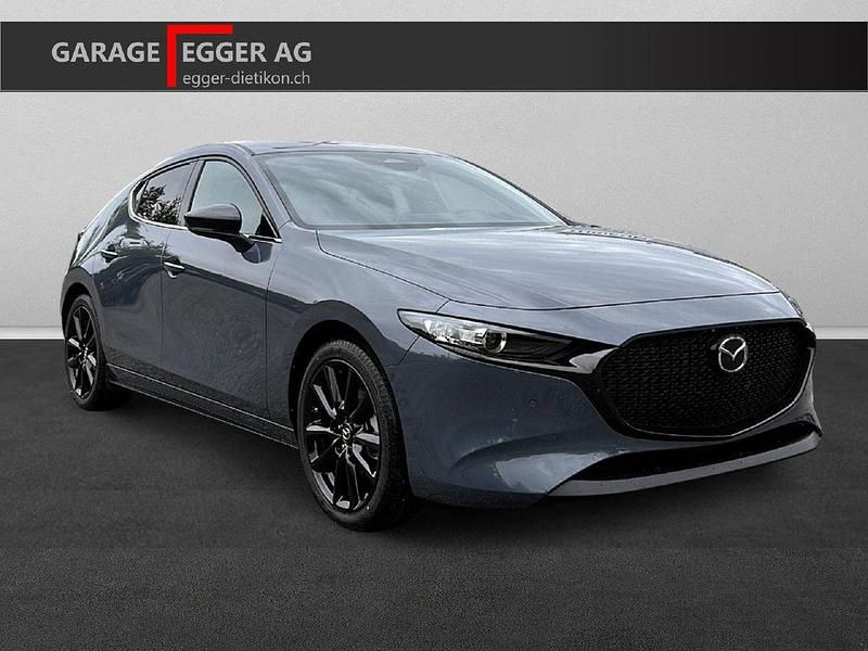 Neu Mazda 3 Homura-Line 140 PS (102 kW) 2025 Silber Kleinwagen