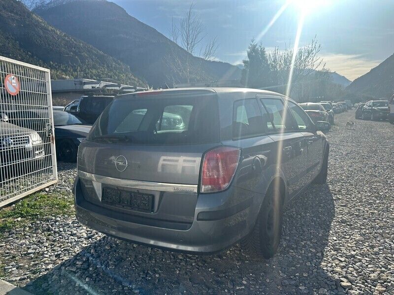 Gebraucht Opel Astra Sport 105 PS (77 kW) 2006