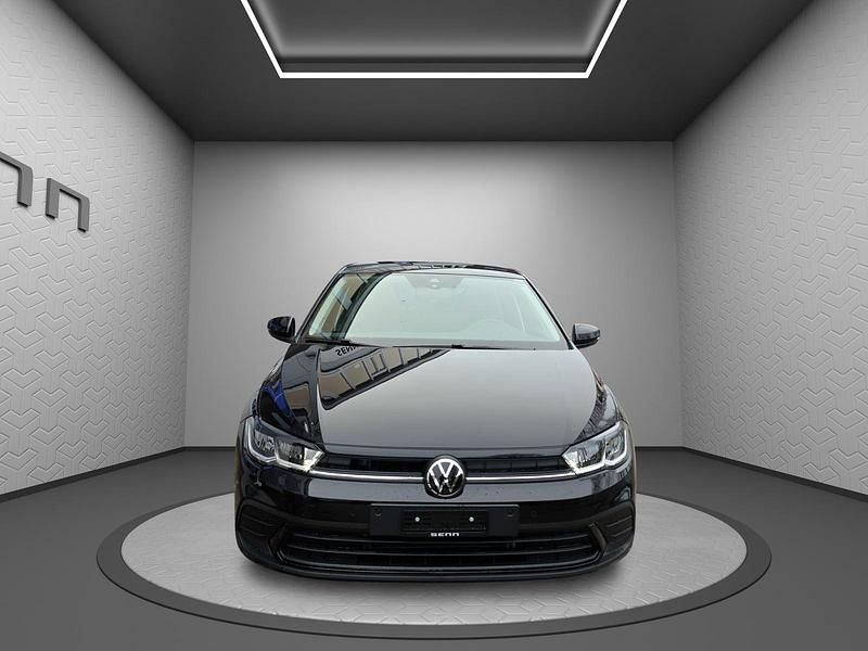 Neu VW Polo Basis 95 PS (69 kW) 2025 Schwarz Limousine