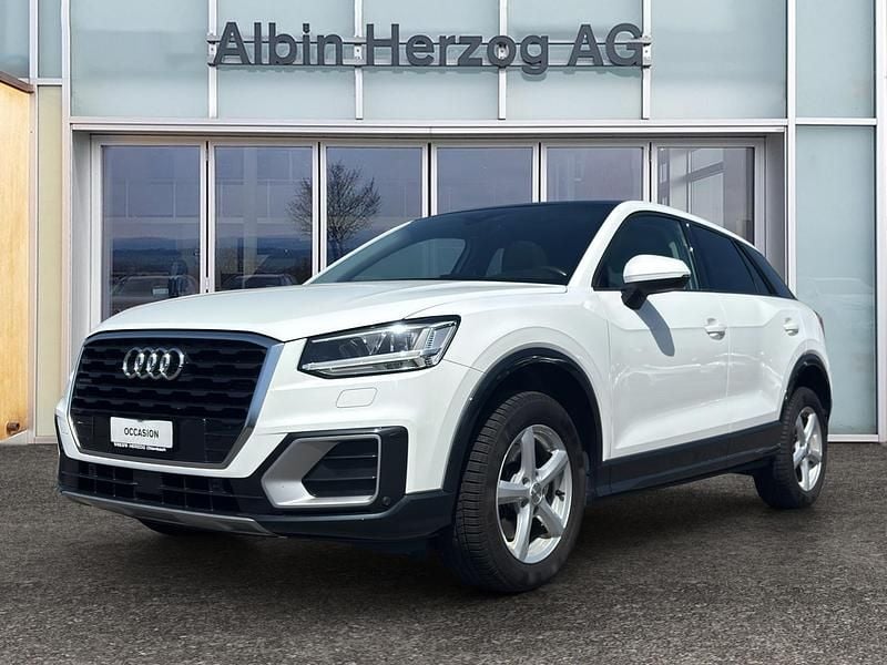 Weiss Gebraucht 2019 Audi Q2 Design SUV | CHF 20’950 (Guter Preis) - Bild 1/4