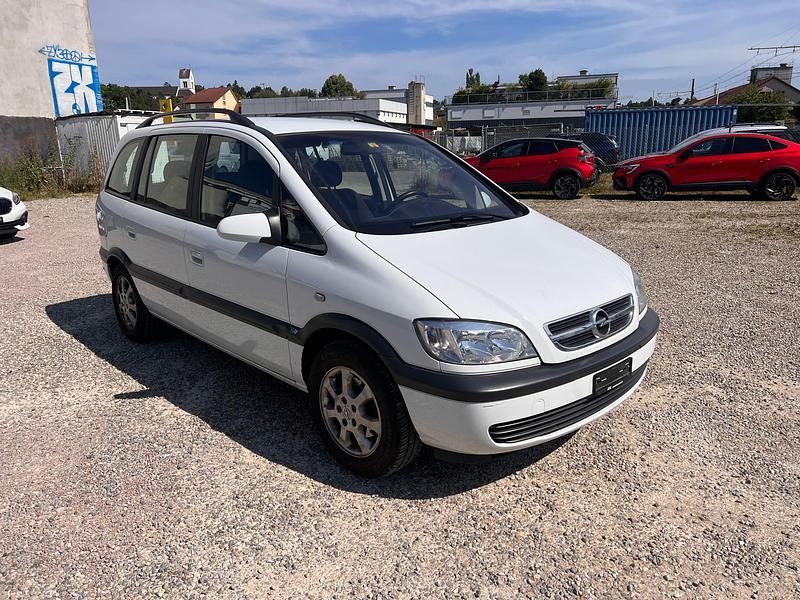 Gebraucht Opel Zafira Njoy 125 PS (91 kW) 2004 Van / Kleinbus