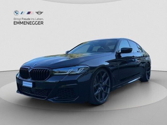 Schwarz Gebraucht 2022 BMW M550 Shadowline Limousine | CHF 77’900 - Bild 1/4
