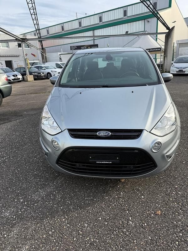 Gebraucht Ford S-MAX Titanium 160 PS (117 kW) 2011 Van / Kleinbus