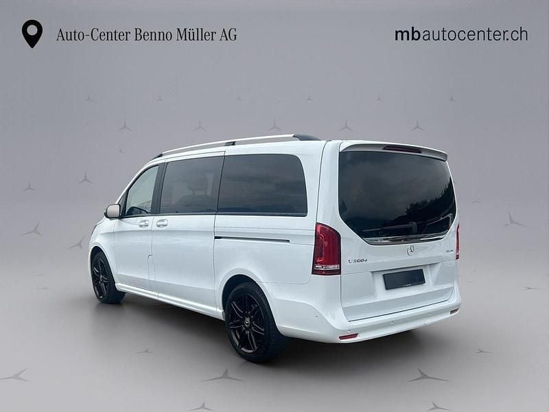 Gebraucht Mercedes V300 237 PS (174 kW) 2022 Weiss Van / Kleinbus