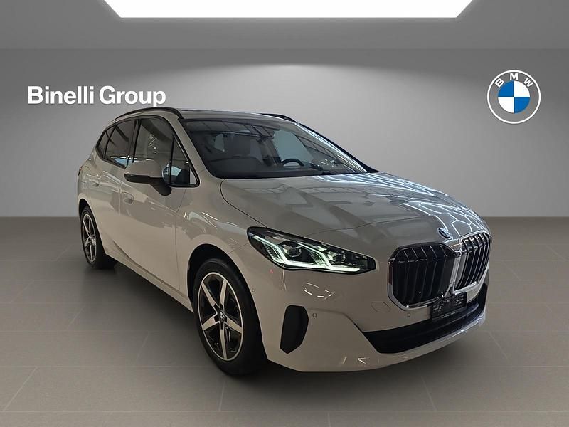 Gebraucht BMW 218 Active Tourer 150 PS (110 kW) 2025 Van / Kleinbus