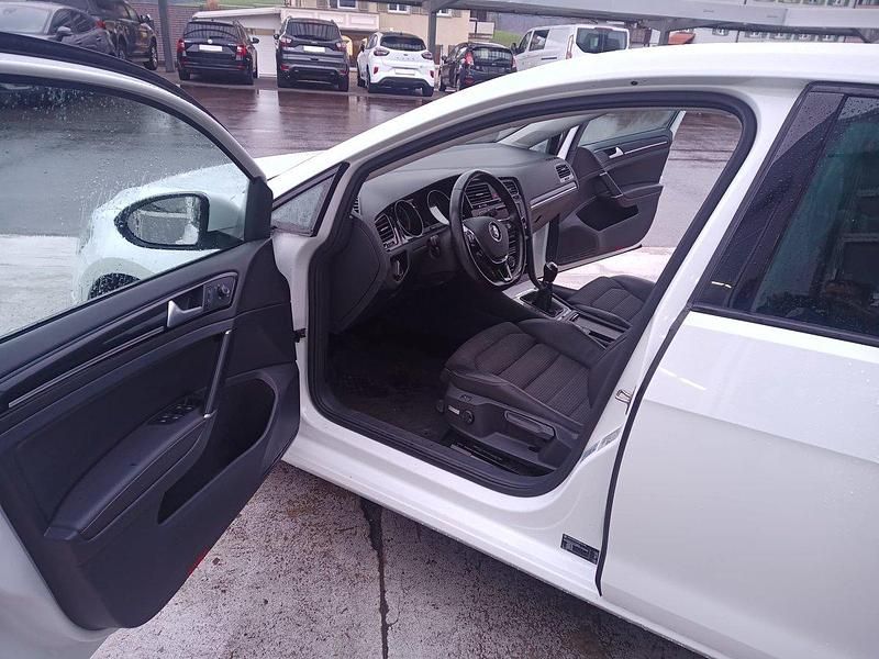 Gebraucht VW Golf Highline 150 PS (110 kW) 2015 Limousine