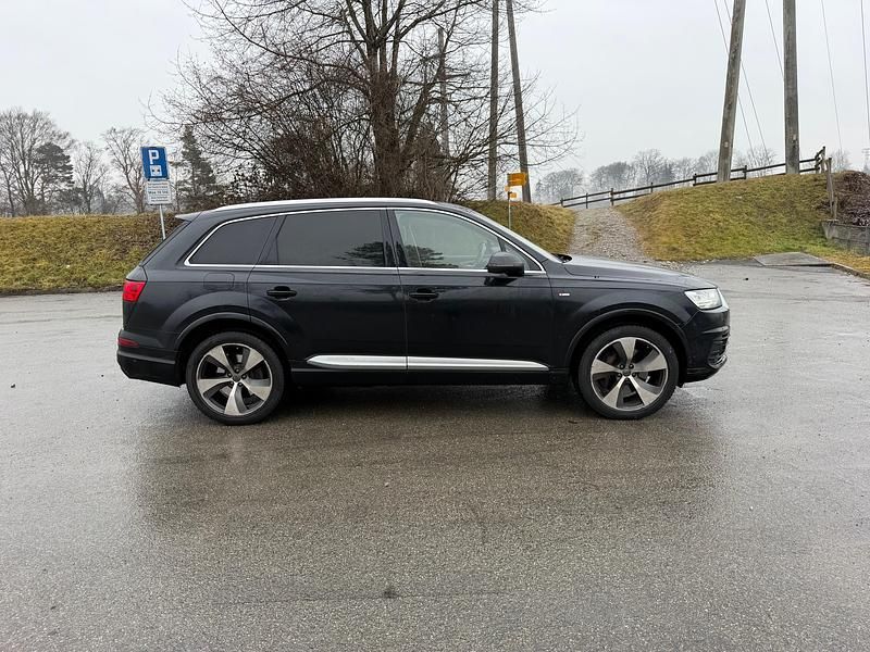 Gebraucht Audi Q7 272 PS (200 kW) 2016 SUV