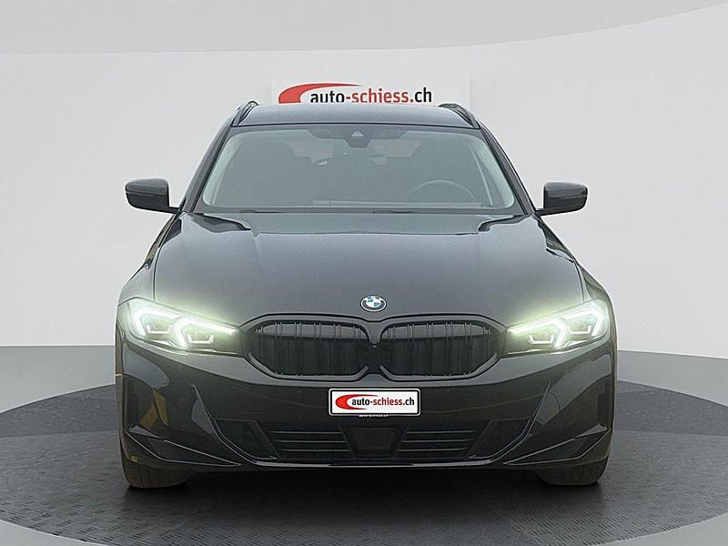 Gebraucht BMW 320 Shadowline 190 PS (139 kW) 2024 Kombi