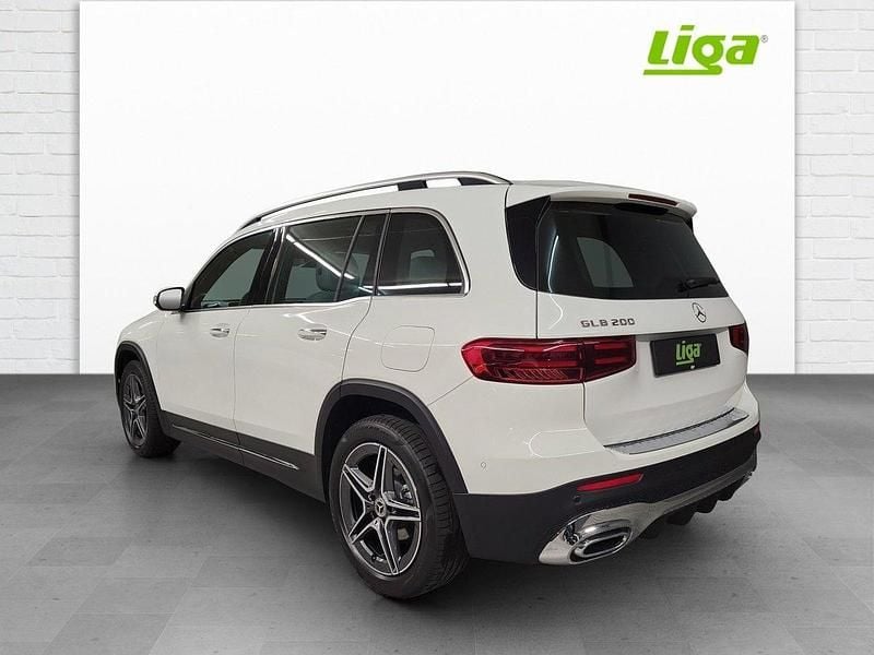 Gebraucht Mercedes GLB200 163 PS (119 kW) 2025 SUV