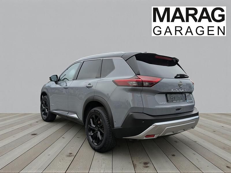 Gebraucht Nissan X-Trail Tekna+ 213 PS (156 kW) 2022 Grau SUV