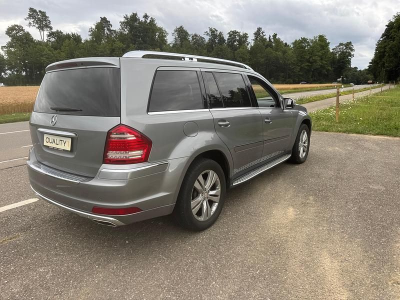 Gebraucht Mercedes GL350 224 PS (164 kW) 2010 SUV