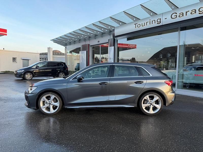 Gebraucht Audi A3 Sportback e-tron S-Line 150 PS (110 kW) 2025 Kleinwagen