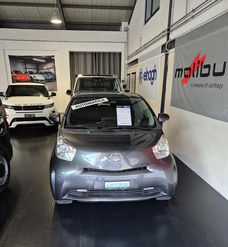 Gebraucht Toyota iQ Premium 98 PS (72 kW) 2012 Kleinwagen