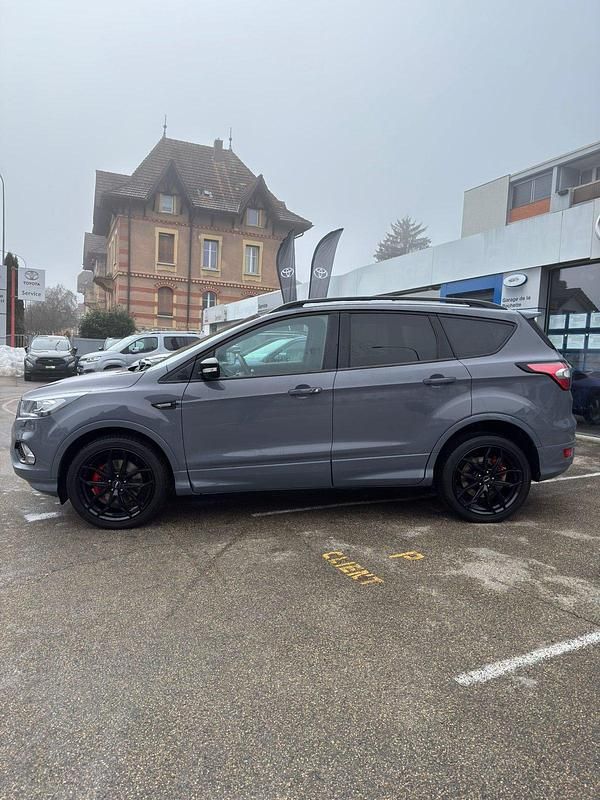 Gebraucht Ford Kuga ST-Line 180 PS (132 kW) 2019 SUV