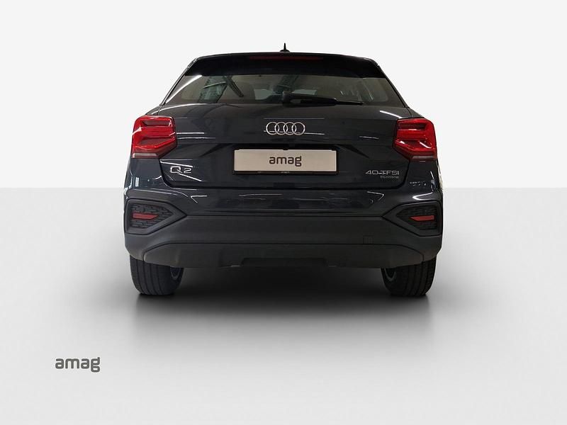 Gebraucht Audi Q2 Comfort 190 PS (139 kW) 2022 Manhattangrau metallic SUV