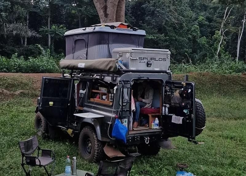 Gebraucht 2008 Land Rover Defender Kombi | CHF 48’000 - Bild 1/4