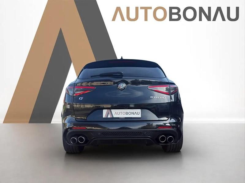 Gebraucht Alfa Romeo Stelvio Quadrifoglio 519 PS (381 kW) 2025 Schwarz SUV
