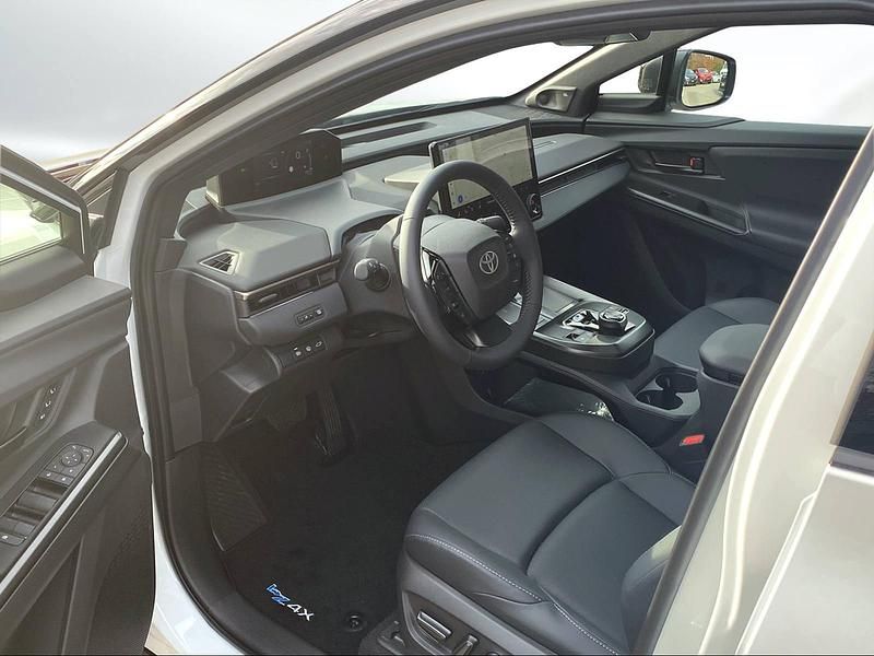Neu Toyota bZ4X Premium 252 kW (343 PS) 2025 Weiss SUV