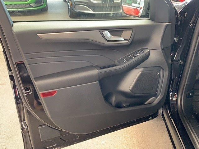 Gebraucht Ford Kuga Titanium X 224 PS (164 kW) 2023 SUV