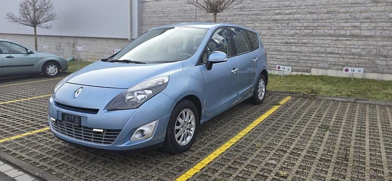 Gebraucht Renault Grand Scénic III Expression 140 PS (102 kW) 2010 Van / Kleinbus