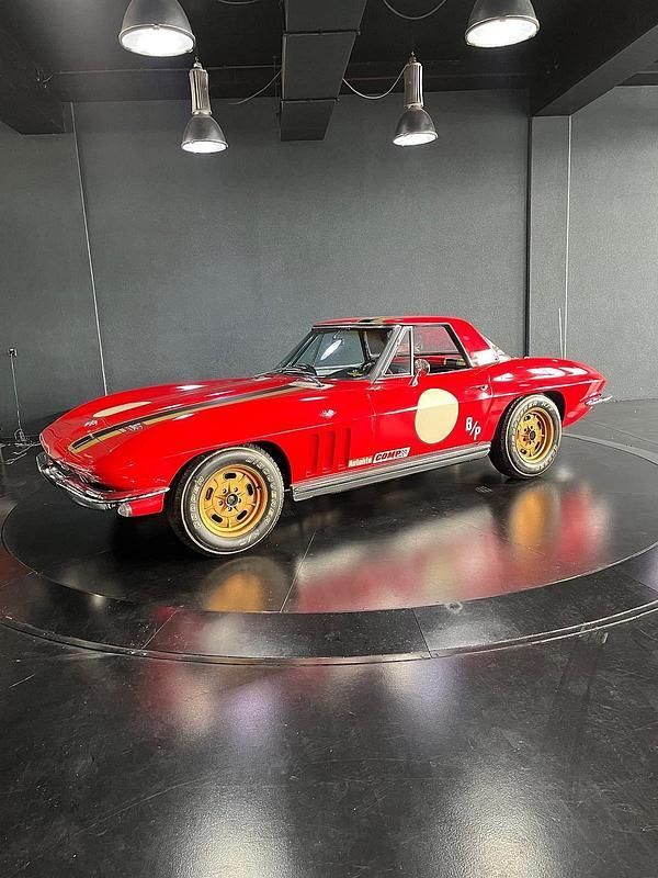 Gebraucht 1966 Chevrolet Corvette Cabrio | CHF 79’900 - Bild 1/4