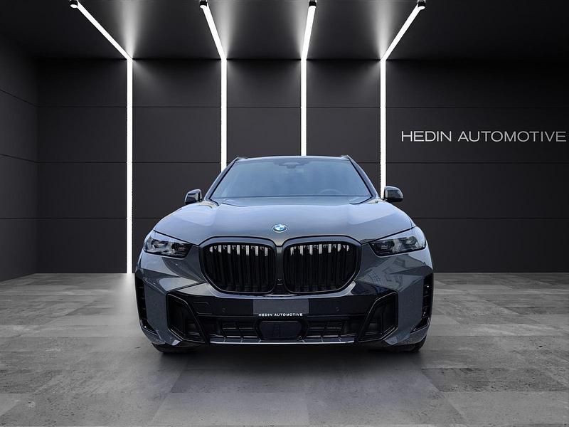Neu BMW X5 Comfort Edition 352 PS (258 kW) 2025 Grau SUV