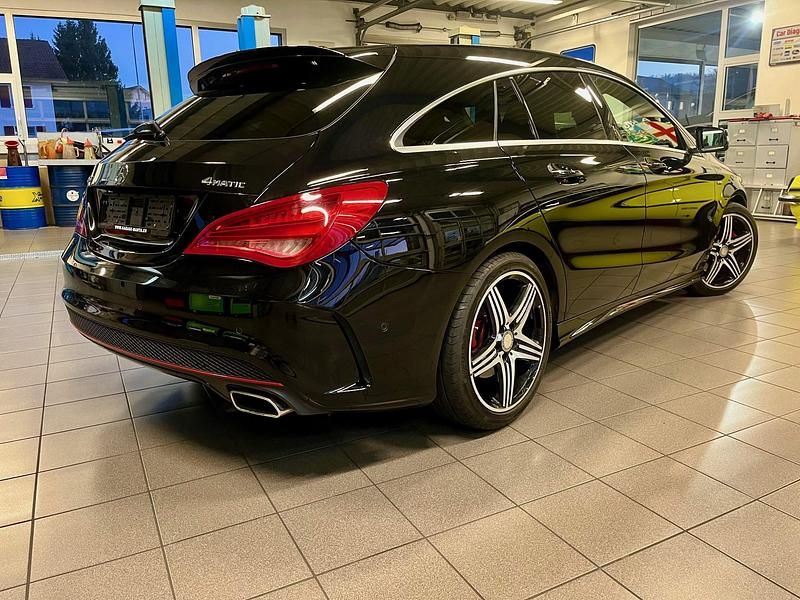 Gebraucht Mercedes CLA250 Shooting Brake 218 PS (160 kW) 2015 Schwarz Kombi