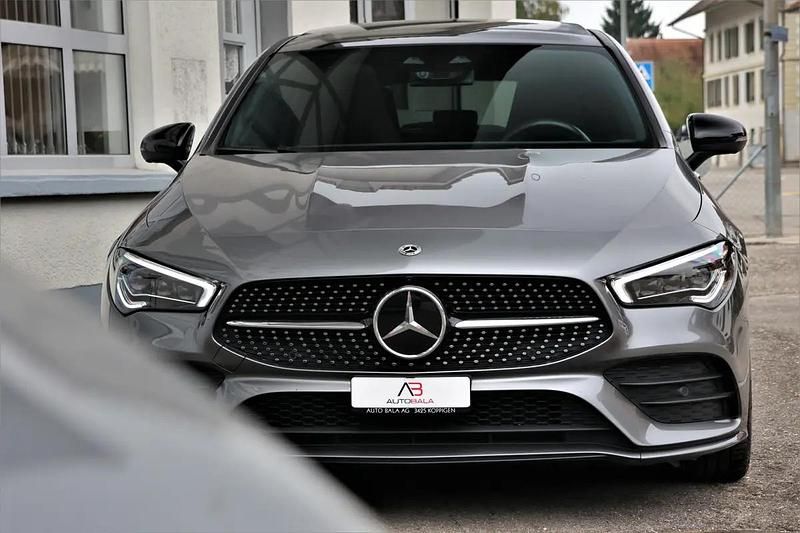 Gebraucht Mercedes CLA250 AMG line 224 PS (164 kW) 2025 Gray Limousine
