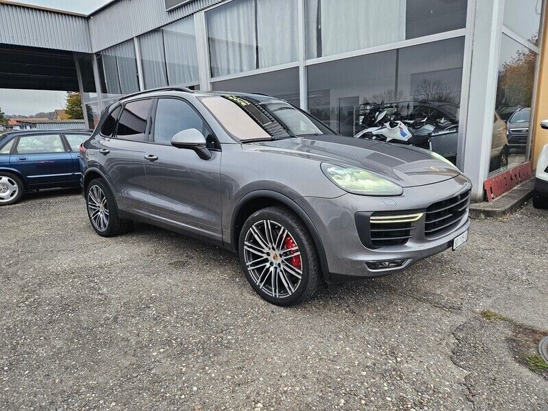 Gebraucht 2015 Porsche Cayenne Turbo SUV | CHF 29’999 - Bild 1/4
