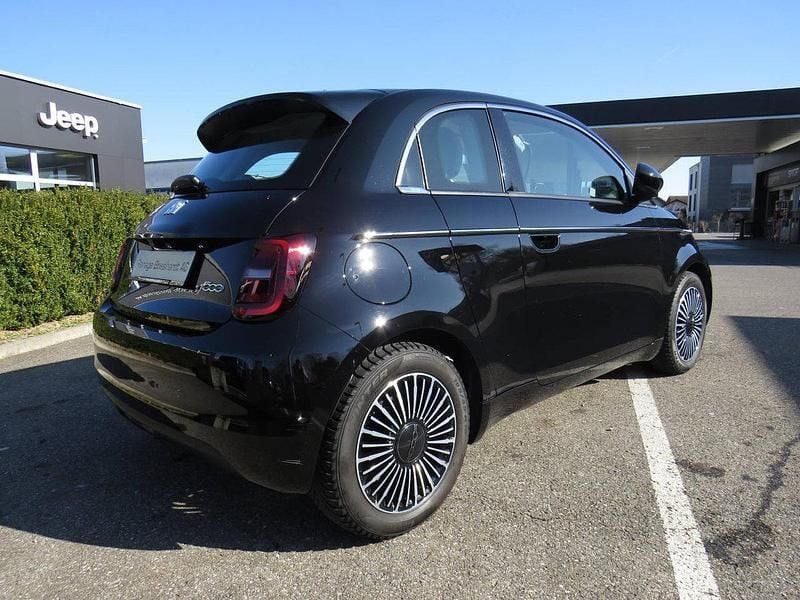 Gebraucht Fiat 500e La Prima 86 kW (118 PS) 2021 Schwarz Limousine