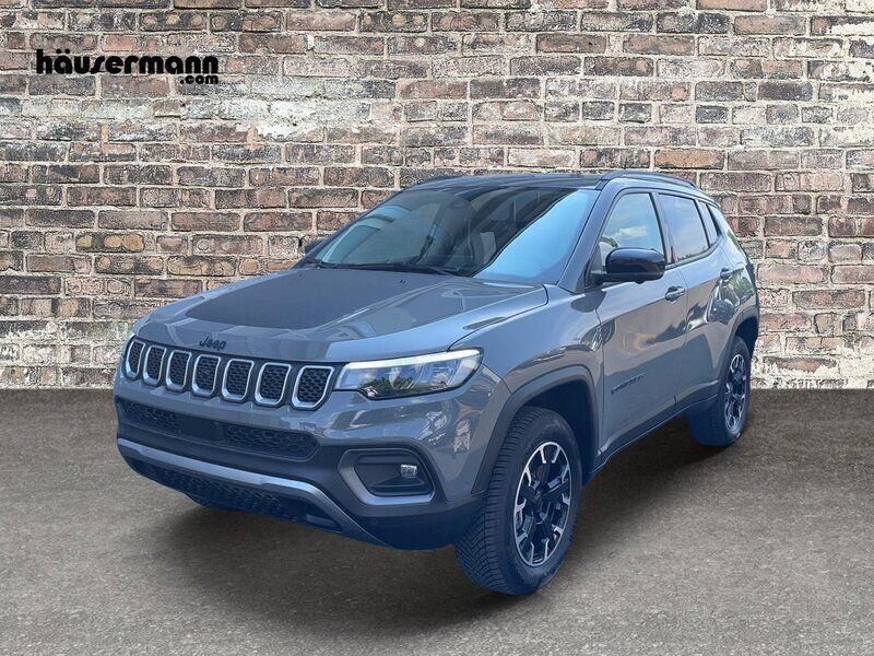 Grau Gebraucht 2023 Jeep Compass SUV | CHF 37’900 (Teuer) - Bild 1/4