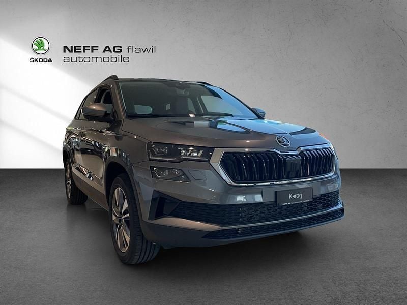 Neu Skoda Karoq Selection 150 PS (110 kW) 2025 Grau SUV