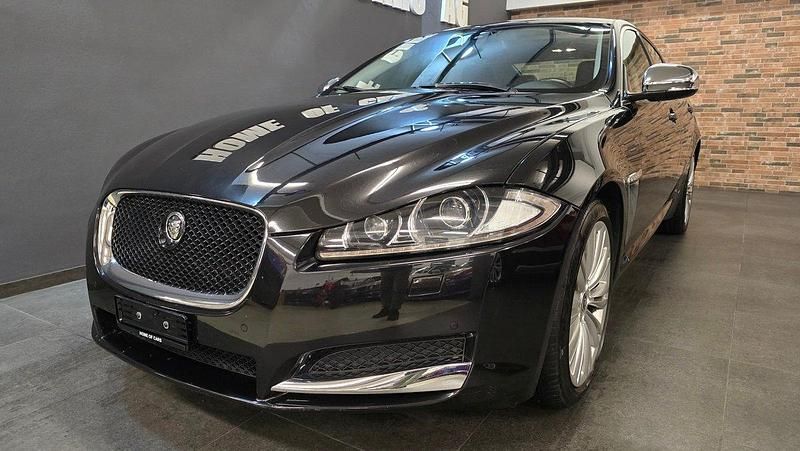 Gebraucht Jaguar XF Luxury 275 PS (202 kW) 2013 Limousine