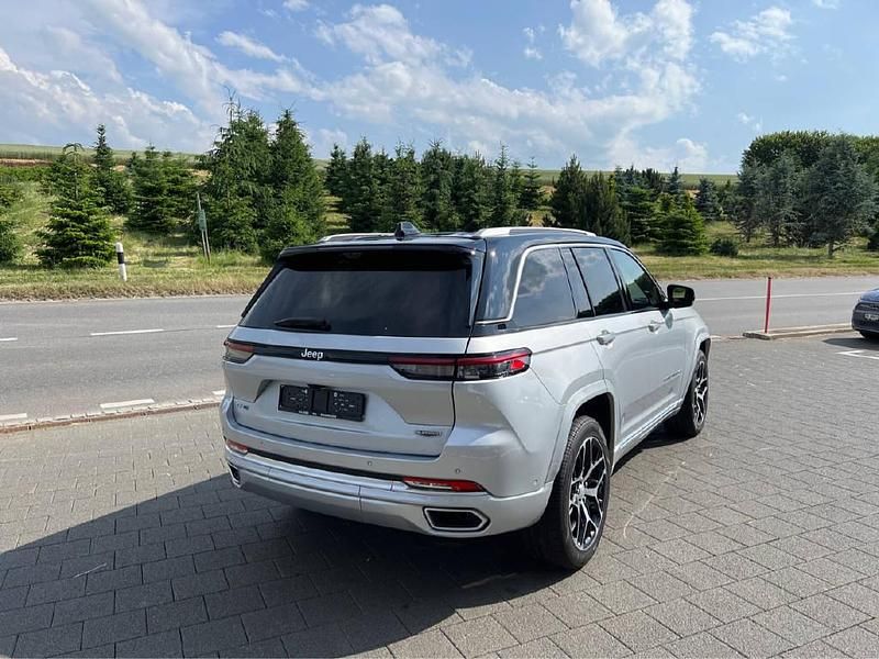 Gebraucht Jeep Grand Cherokee Summit 381 PS (280 kW) 2023 SUV