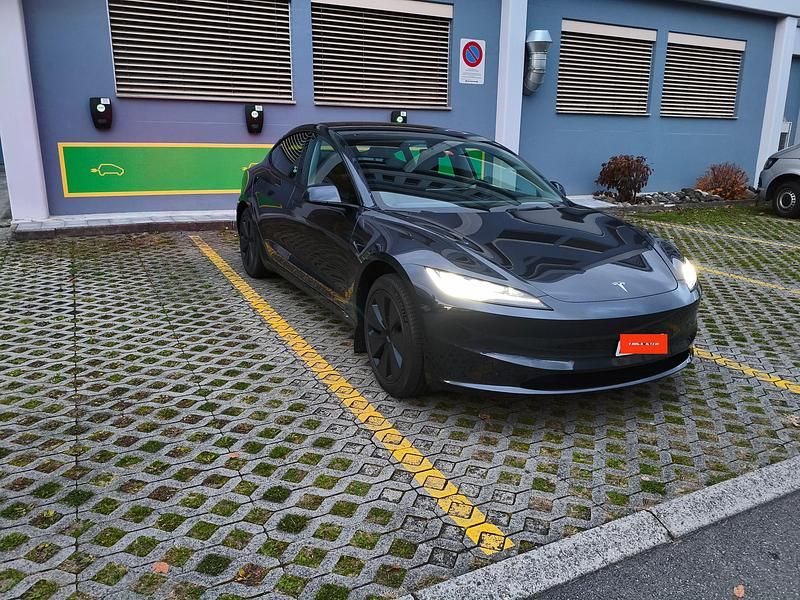 Gebraucht Tesla Model 3 Long Range RWD 235 kW (320 PS) 2025 Limousine