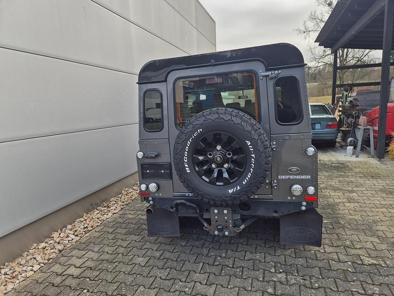 Gebraucht Land Rover Defender 122 PS (89 kW) 2016 Kombi